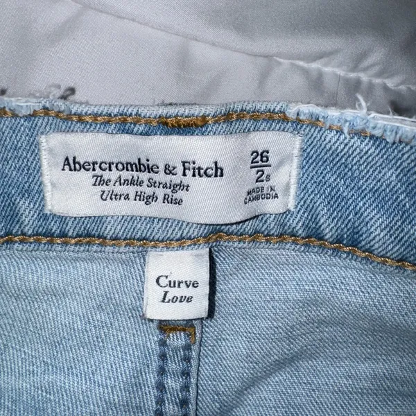 Abercrombie & Fitch Ankle Straight Ultra High Rise Curve Love Jeans 26/2S - Image 2