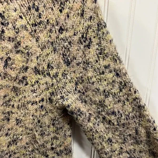 Lou & Grey crewneck multicolor eyelash sweater - Image 3