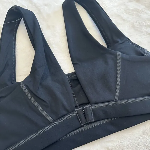 NWT Offline by Aerie Black with Gray Stitching Goals Padded Sports Bra - Size: M - Image 6