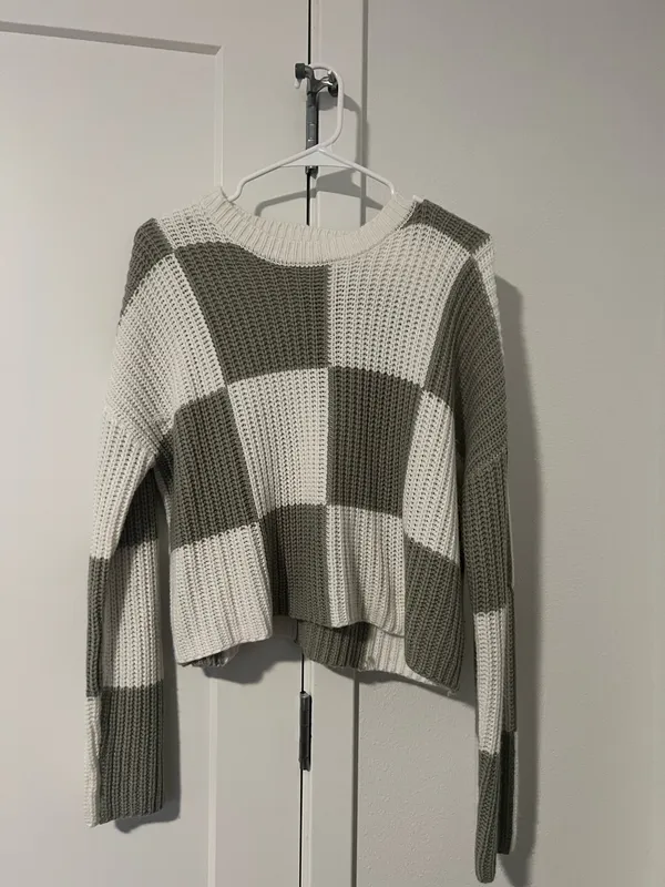 TJ Maxx Sweater - Image 2