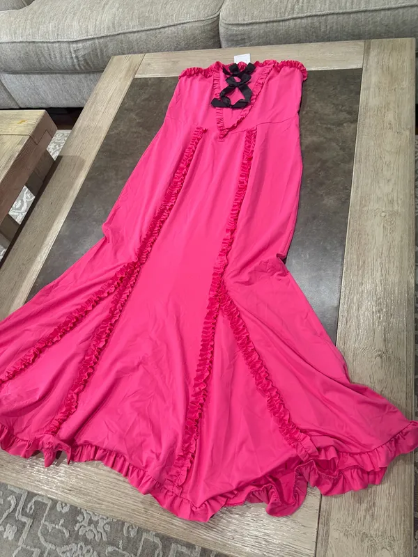 Zesica Strapless Pink Ruffle Mermaid Dress with Black Bow Detail - Image 4