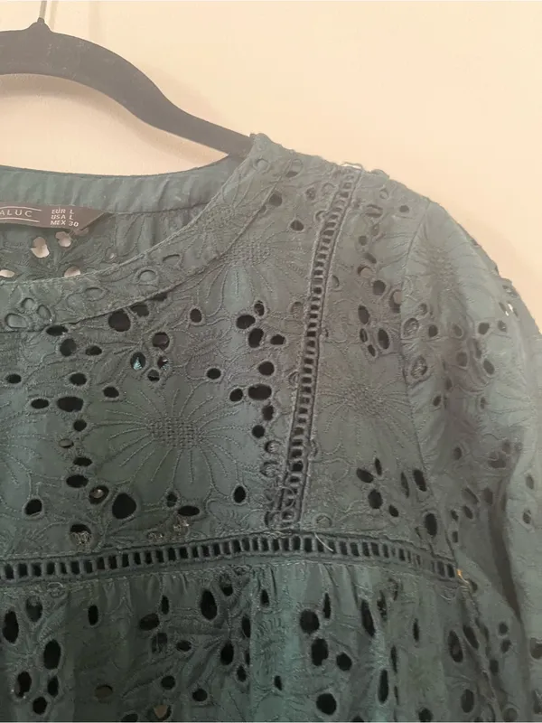 Zara Green Eyelet Tunic Top Large Dark Green Embroidered Cottagecore Forest - Image 3