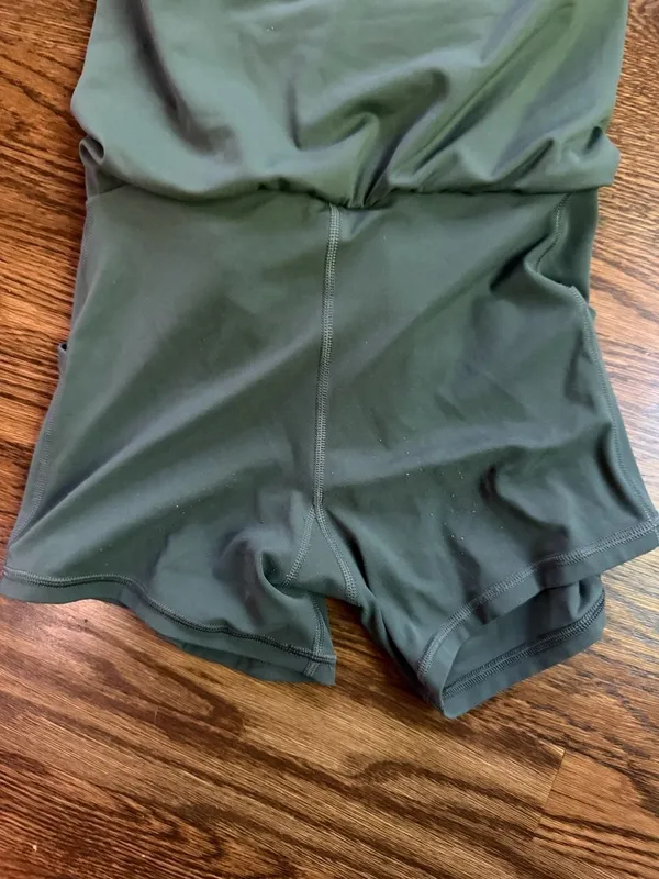 Athleta Transcend Skort in Green, Size Medium - Image 6