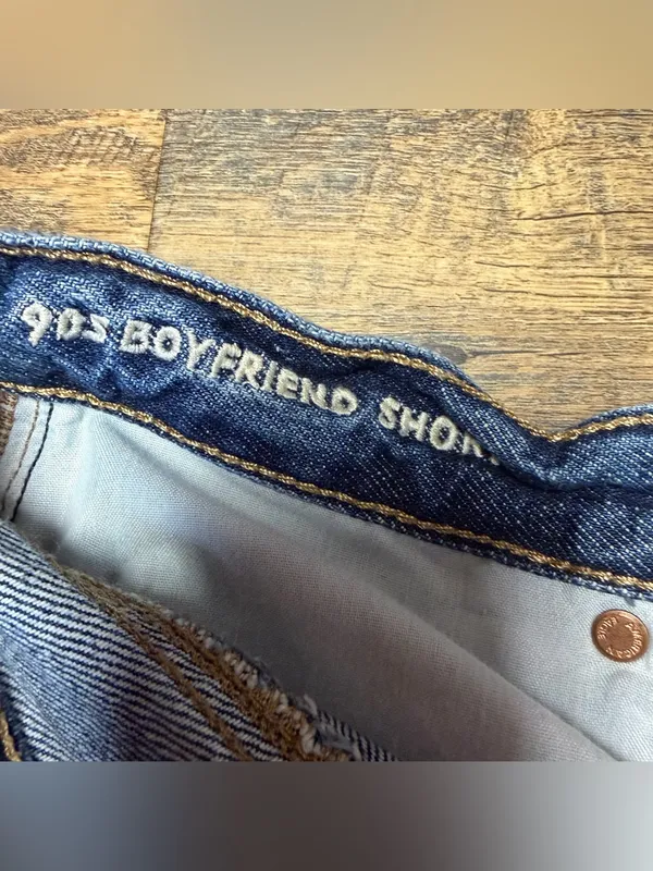 American Eagle 90s Boyfriend Denim Jean Short Womens 6 Distressed Ripped Jorts - Image 7