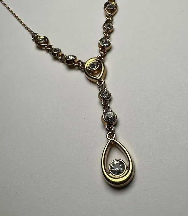 NR By Avon Rhinestone Gold Tone Y Drop Lariat Chain Necklace Adjustable - Image 2