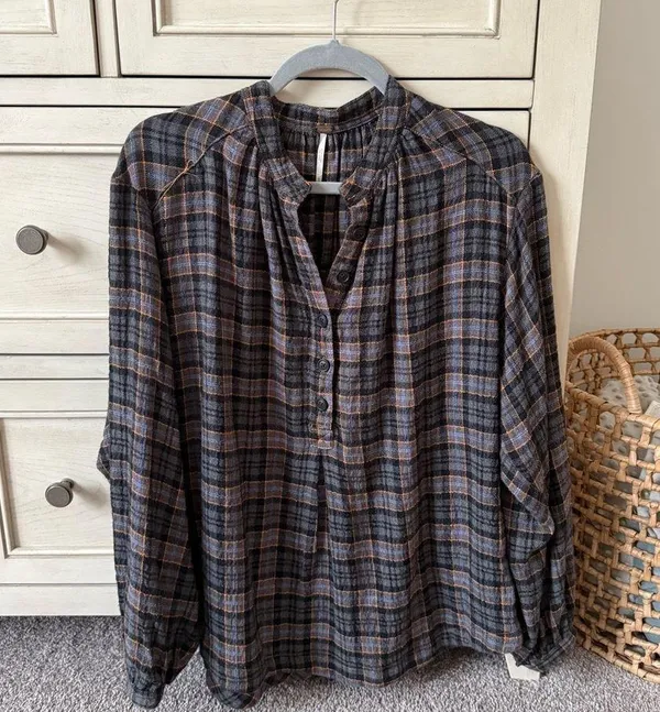 Free People Gray and Black Boxy Blouse with Mandarin Collar - Image 2