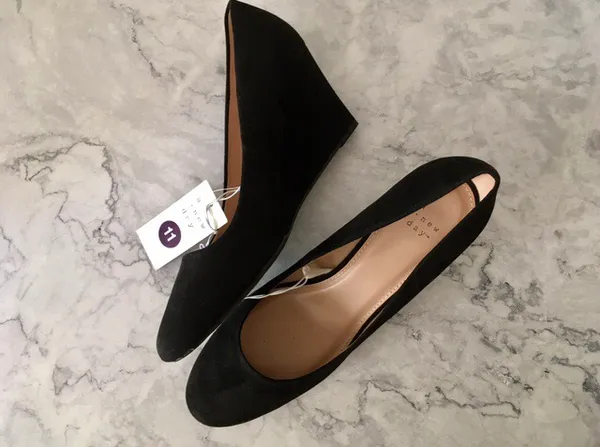 Black Wedge Heels, Size 11 - Image 3