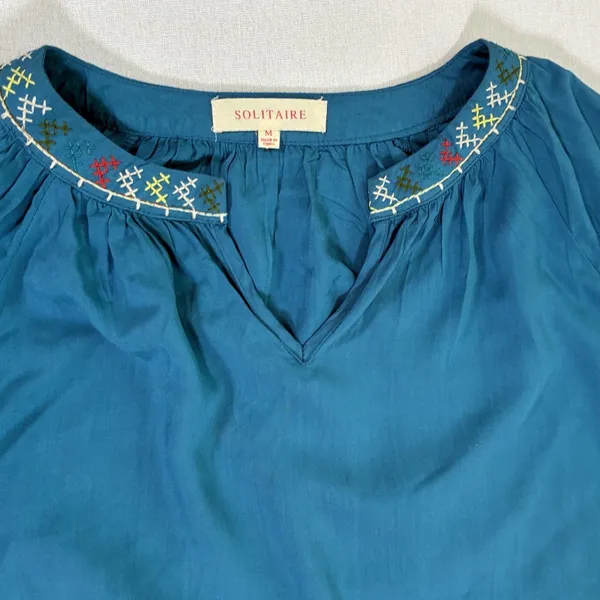 Solitaire Womens M Teal Blue Embroidered Puff Sleeve Boho Peasant Blouse - Image 4
