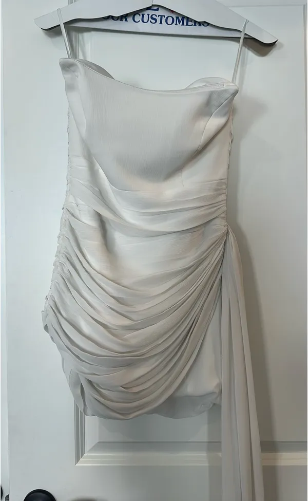 Rnwy white mini dress with train - Image 4