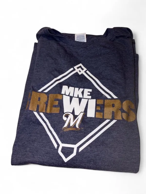 Milwaukee Brewers T - Image 3