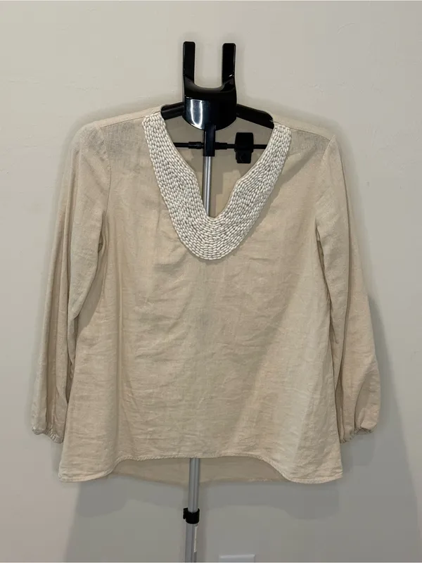 Isaac Mizrahi New York Linen Blend Beaded Neck Blouse Small - Image 2