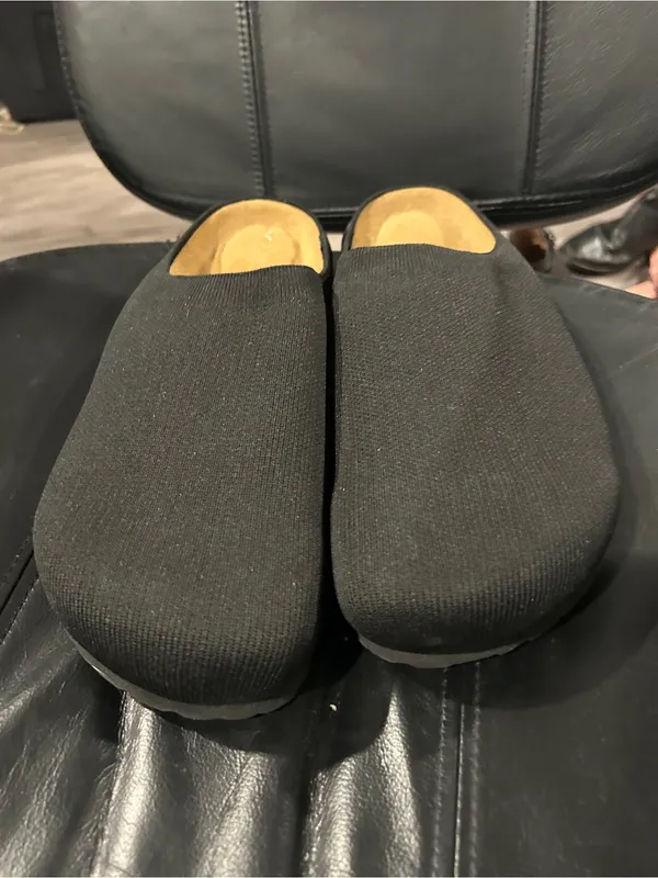 Cushionare Women’s Black Slip-On Comfort Shoe NWOT - Image 3