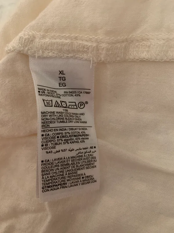 Cream Tank Top Size XL Like New - Image 3