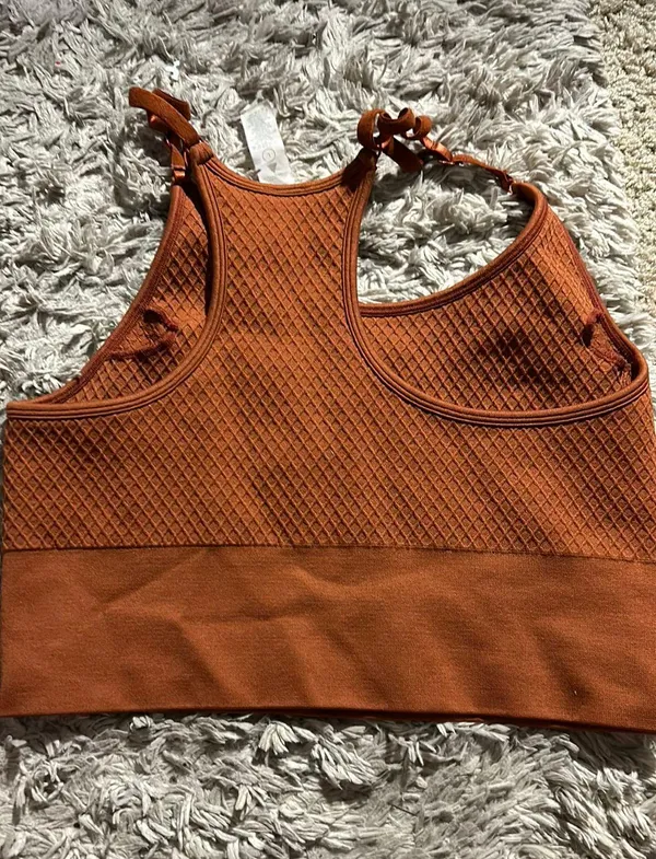 Balance Athletica Gym Crop Top - Image 2