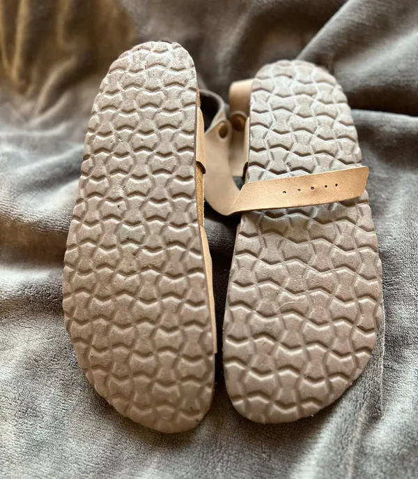 Cushionare Buckle Sandal - Image 2