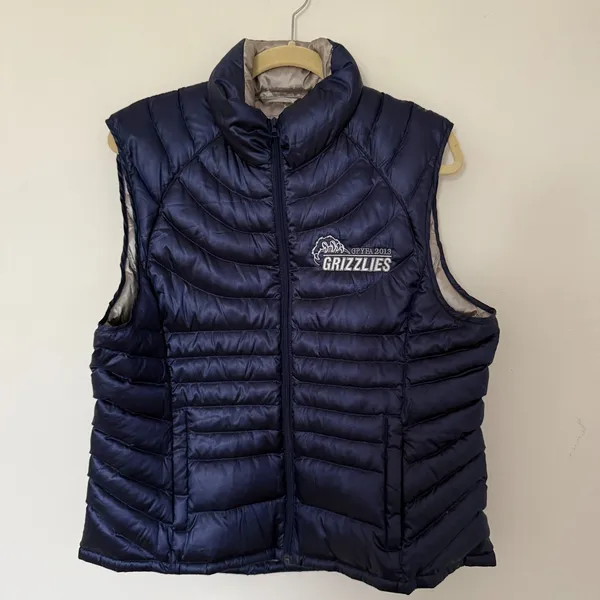 Bernardo Navy Blue Goose Down Puffer Vest Embroidered Logo Quilted Outerwear XL - Image 2