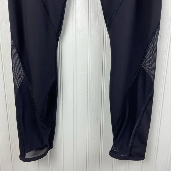 Lululemon All Meshed Up 7/8 Tight in Black Size 8 Athletic Running Leggings Mesh - Image 8