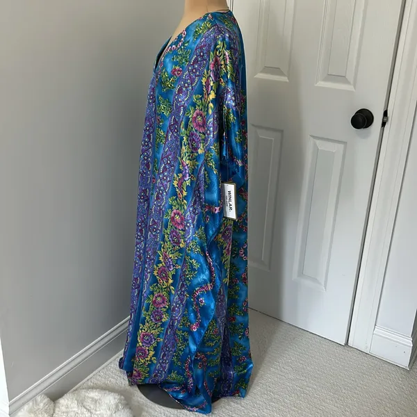 Winlar Blue Purple Floral Kaftan - Image 5