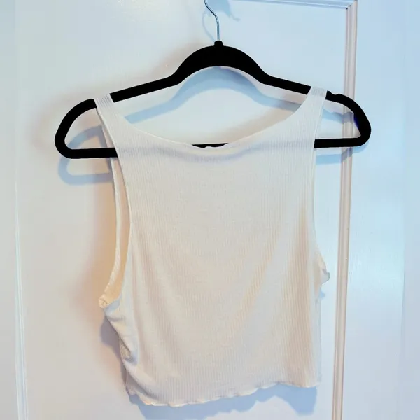 Free People white cropped tank - Image 2