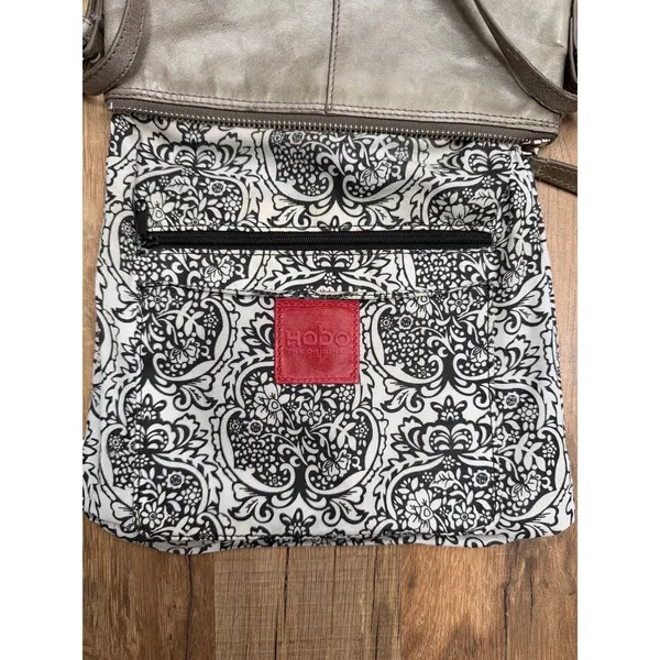 Hobo The Original Gray Leather Crossbody Bag Shoulder Purse Organizer - Image 5