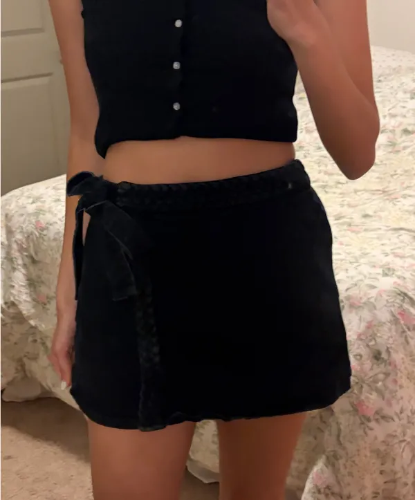 Black Jean Skort Boutique - Image 3