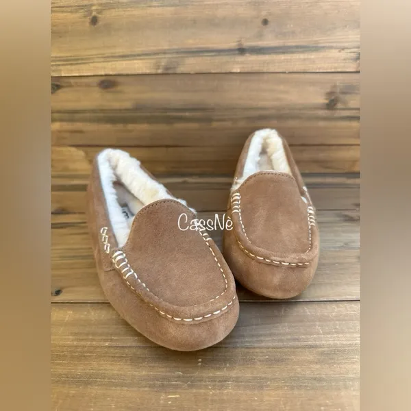 UGG Women’s Ansley Slipper Sz 6 - Image 7