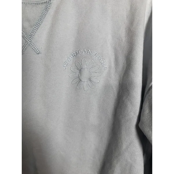 American‎ Eagle Womens Light Blue Embroidered Daisy Crewneck Sweatshirt Small - Image 2