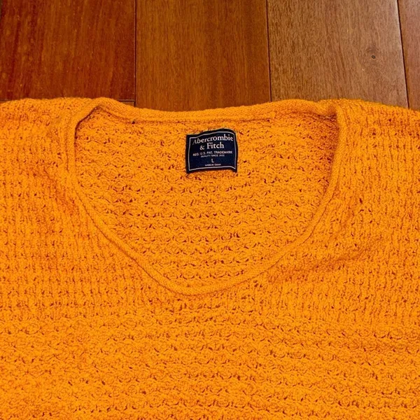 Abercrombie &‎ Fitch Women's Mustard V-Neck crochet Sweater Size L - Image 6