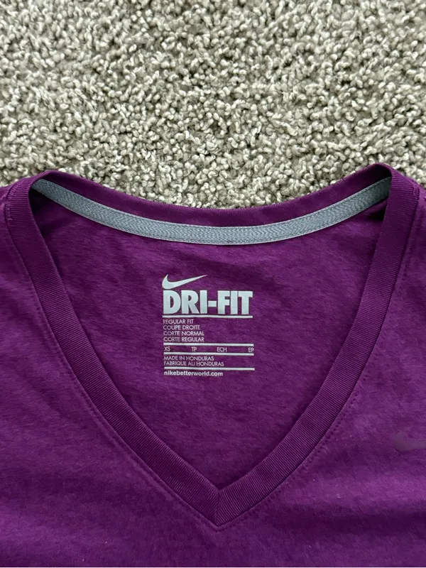 Nike Dri-FIT XS V-Neck Athletic Tee 2 Shirt Bundle Purple Navy Workout Gym - Image 5
