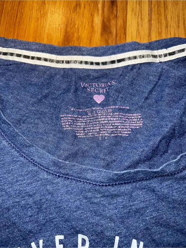 Victoria's Secret Navy Blue Short Sleeve Logo Sleep Tee with Pink Print - Image 3