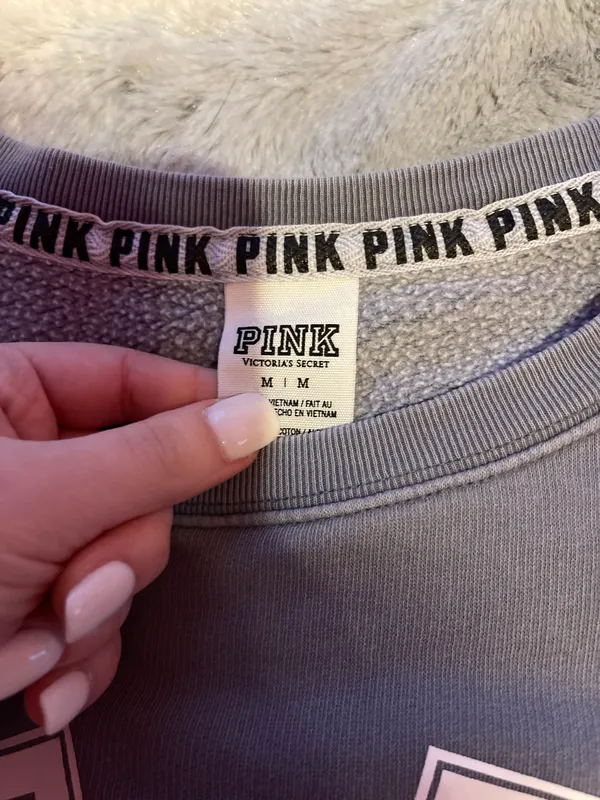 VS Pink Crewneck - Image 2