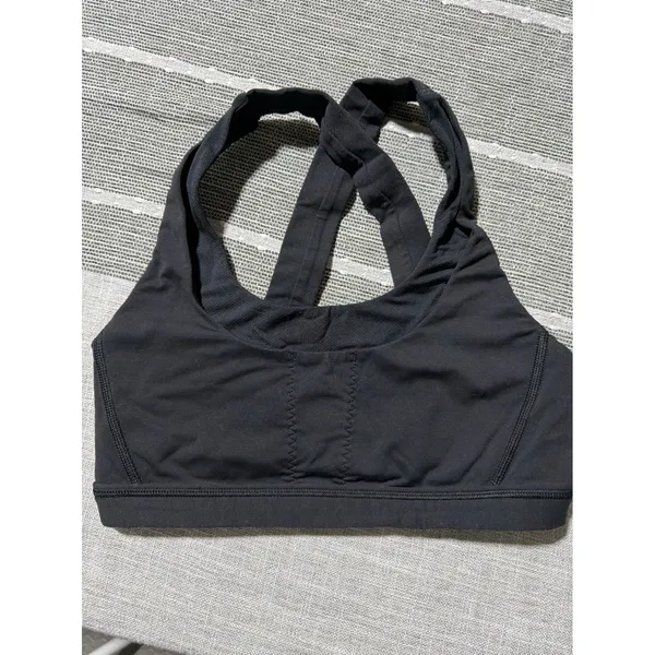 Lululemon Black Crisscross Strap Sports‎ Bra Size 4 - Image 4