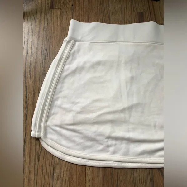 NWT Athleta serenity skirt XS - Image 2