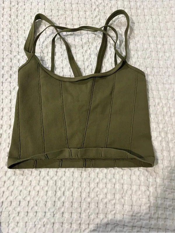 Free People Movement Stay with me Crop tank & Good Karma Biker Shorts Size M/L - Image 3
