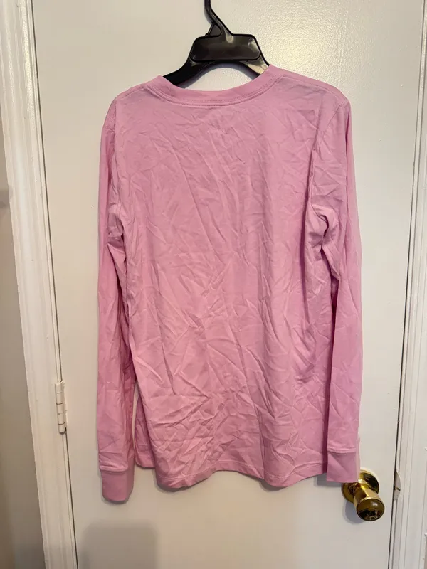 Nike Women's NSW Icon Clash Pkt Top in a pink Size M - Image 2