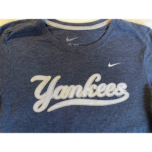 MLB Nike NY Yankees T Shirt | Bleach Effect Logo Short Sleeve Tee - Image 6