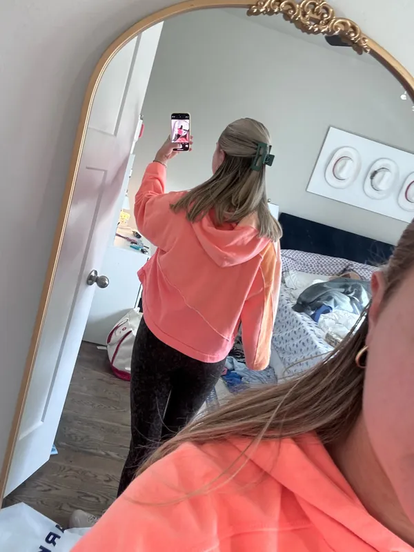 Free People Sweatshirt - Image 3