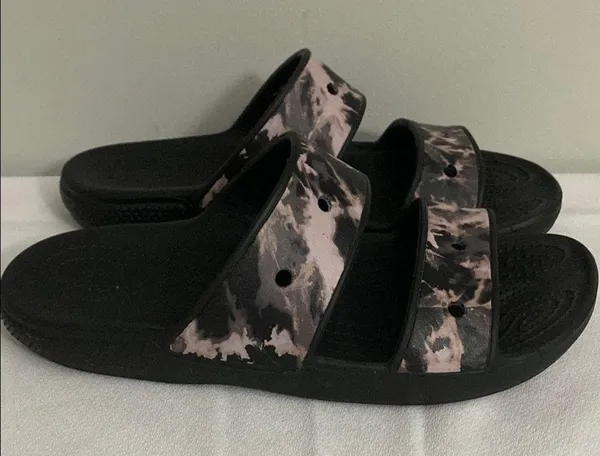 CROCS women’s Black and Purple Tie-Dye Slide Sandals size 9 - Image 4