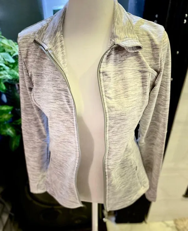 NWOT Women’s Track Jacket Size:S Grey & White Long Sleeves - Image 3