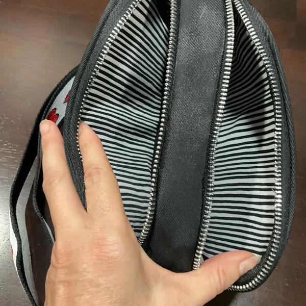 Nwot Brighton Love‎ Essentials Adjustable Strap Crossbody Bag - Image 6