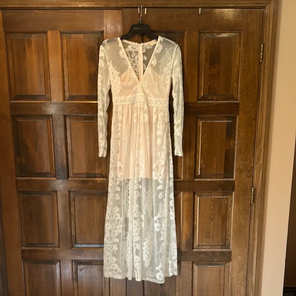 Altar'd State Norrie Maxi Dress XS White Lace Boho Wedding Engagement Nude Liner - Image 5