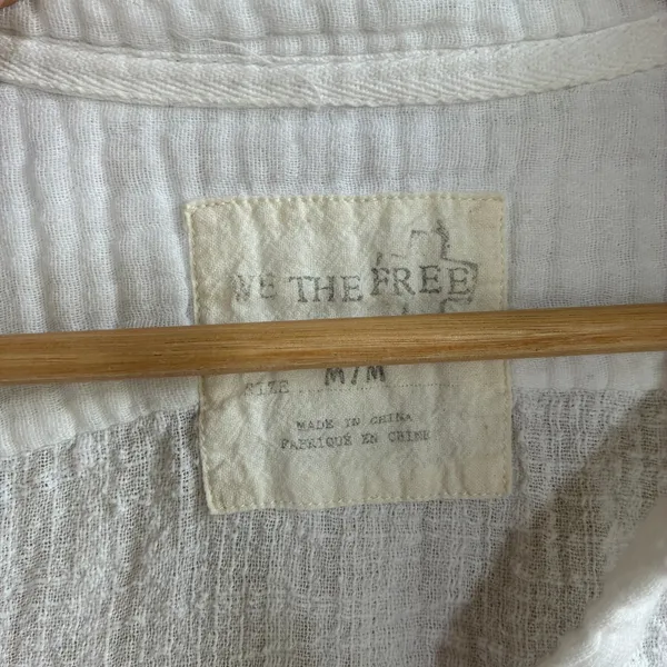 We The Free Gauze Button Down Shirt Medium White Womens Cotton Boho Top FLAW - Image 4