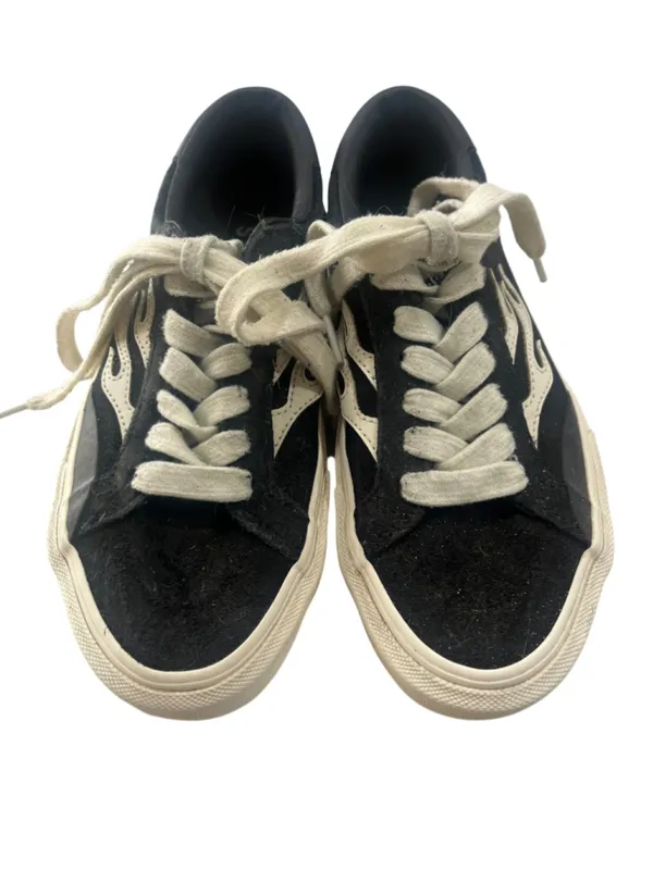 STRAYE Logan Black Flame Low-Top Skate Size 6.5 Women's 5 Men's Casual - Image 2