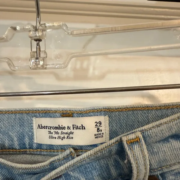 Abercrombie The ‘90s Straight Uktra High Rise Ripped Knee Jean - Image 2