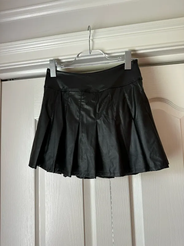 Aerie black faux leather skirt - Image 3