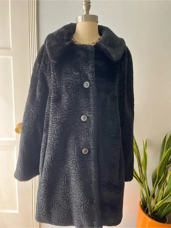 50’s Style Vintage Textured Faux Fur Swing Coat - Image 2