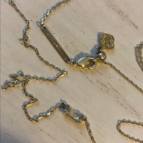 Kendra Scott - Juliette White Crystal Silver Pendant Necklace - Image 4