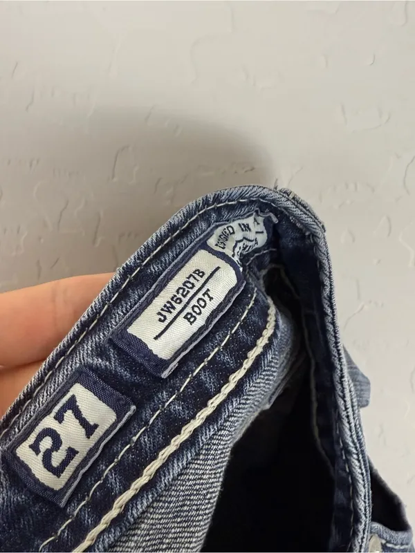 Miss Me Jeans Bootcut Denim Rhinestone Jeans - Image 7