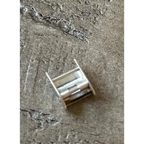 Women'S Bijoux Terner 2 Tone Quartz Watch Bracelet - Image 7