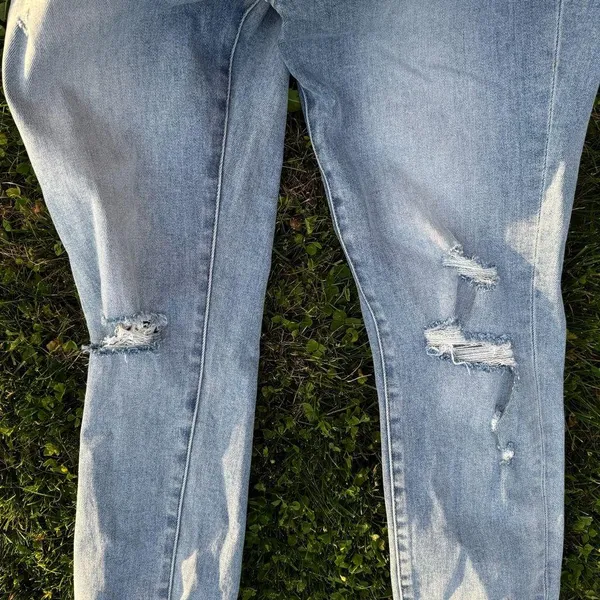 VERVET™ High Rise Ripped Straight Jean - Image 5